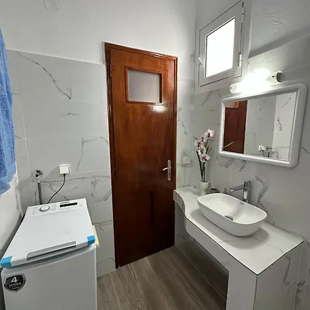 Апартаменты Family House 2 Near *