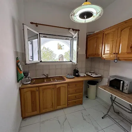 Family House 2 Near Апартаменты