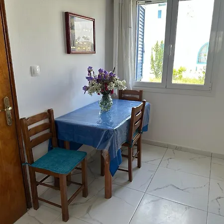 Апартаменты Family House 2 Near Логарас