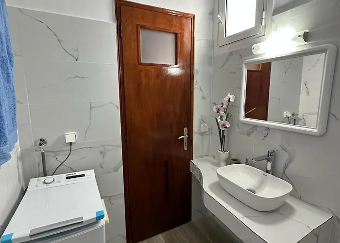 Lägenhet Family House 2 Near *