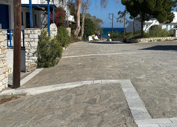 Family House 2 Near * Logaras