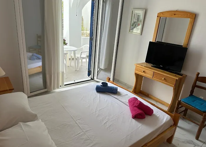 Family House 2 Near *