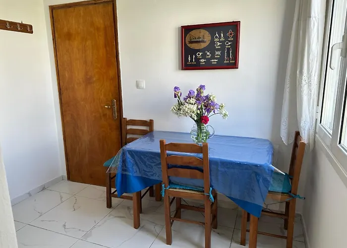 Family House 2 Near Apartmán *